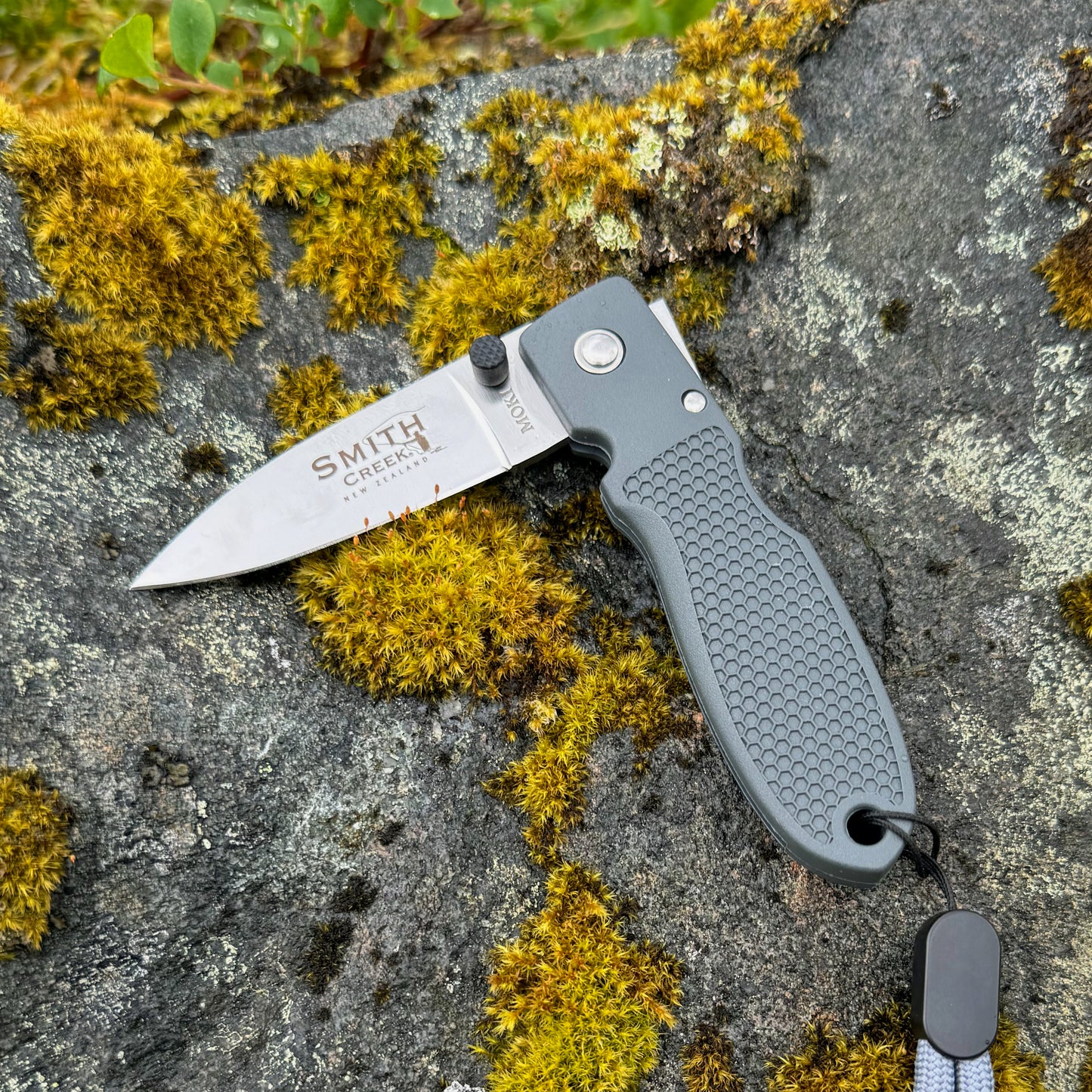 Pike Tooth Folding Knife