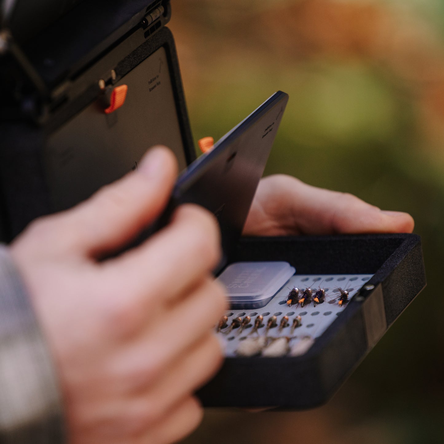 FlyVue Split Shot Tray